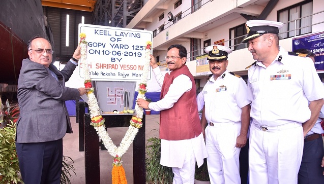 Raksha Rajya Mantri Visited GSL