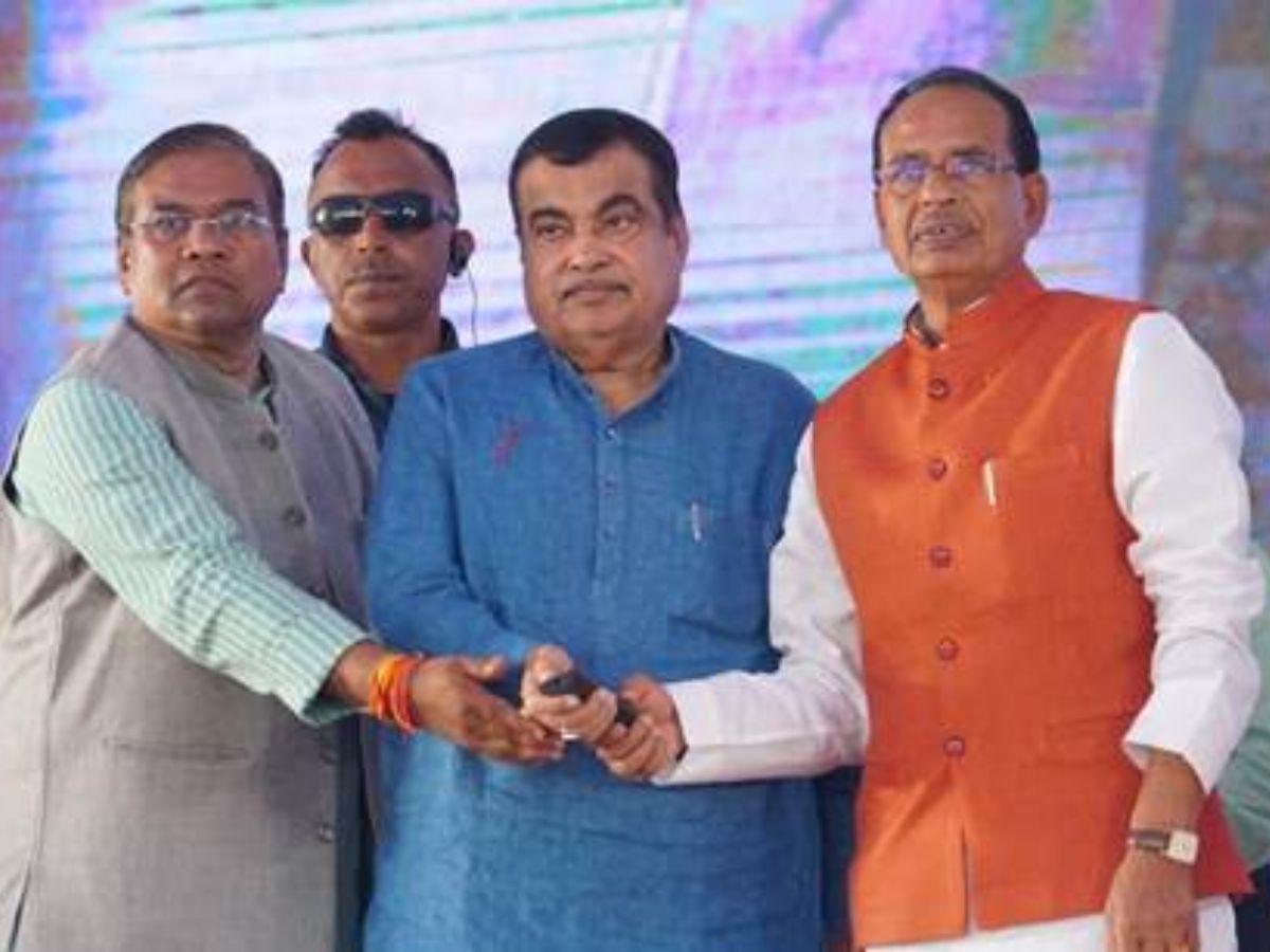 Nitin Gadkari inaugurates 5 NH projects worth Rs. 1261 cr in ...