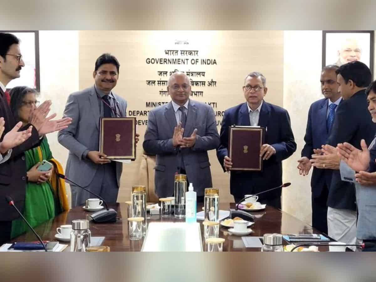 Make in India: CWC and IIT Roorkee inks agreement