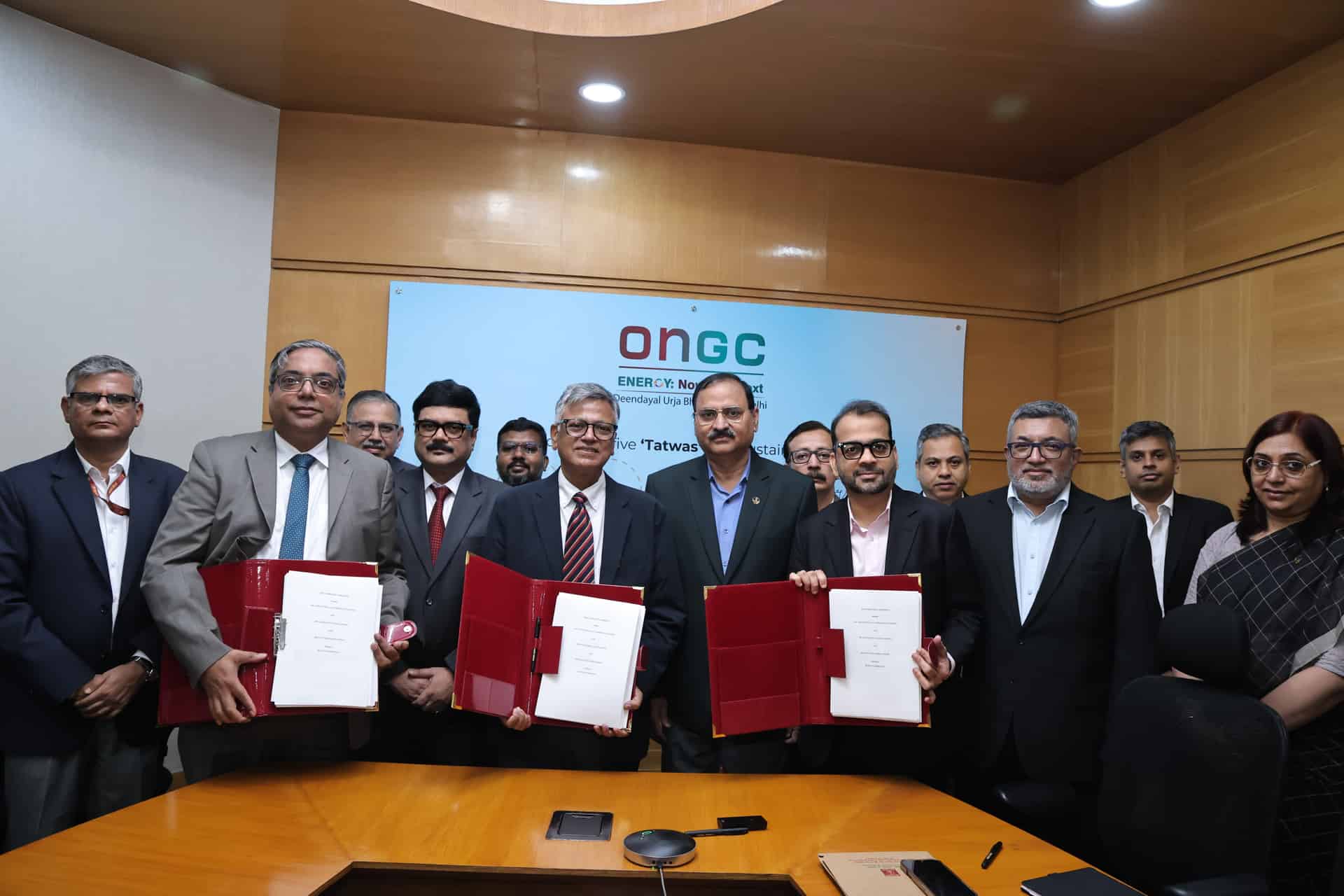 ONGC, BP Exploration (Alpha) Ltd, and Reliance Industries Ltd Sign Joint Operating Agreement for Offshore Block in Saurashtra Basin