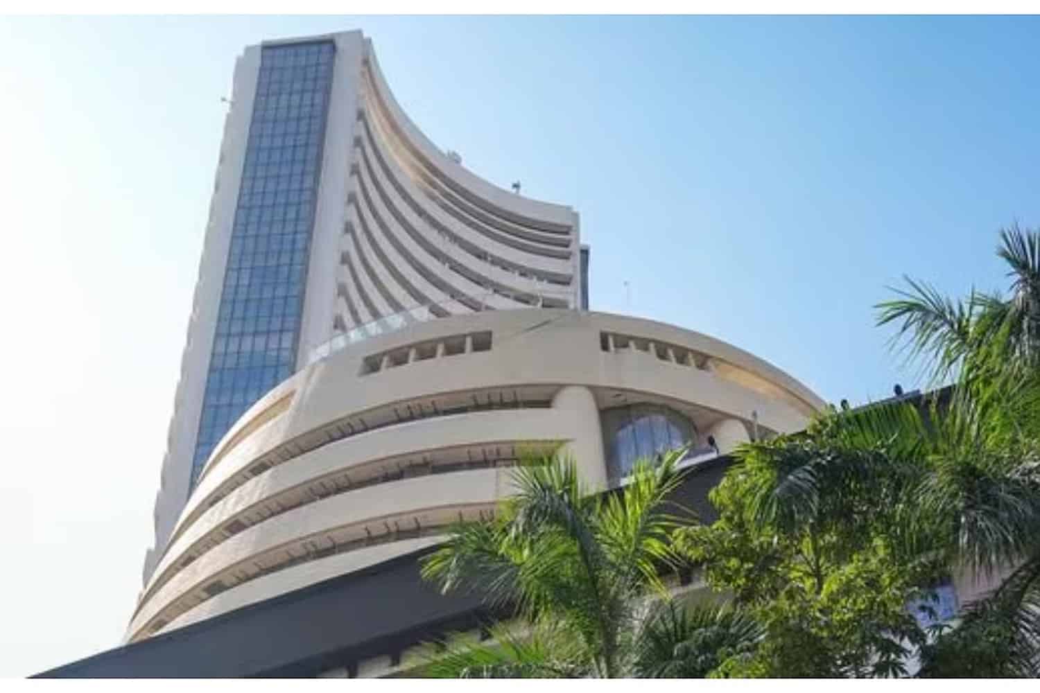 Nifty Slides Below 25,850; PSU Banks Lead Losses