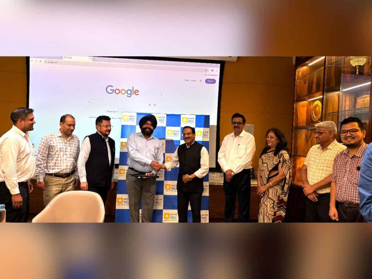 REC commits Rs. 10 Crore for Mobile Medical Units under its flagship initiative 'Doctor Aapke Dwar'