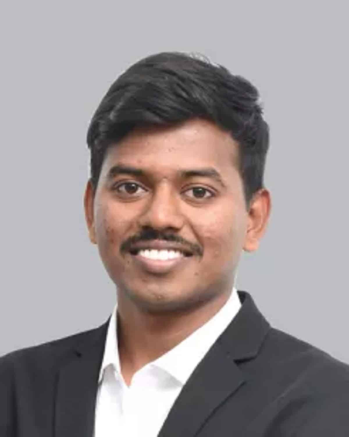 Know all about Travel dysmorphia