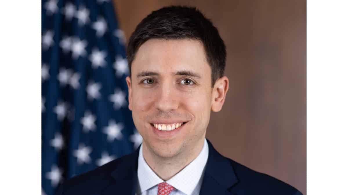 Travis Hill Sworn in as 23rd Chairman of FDIC