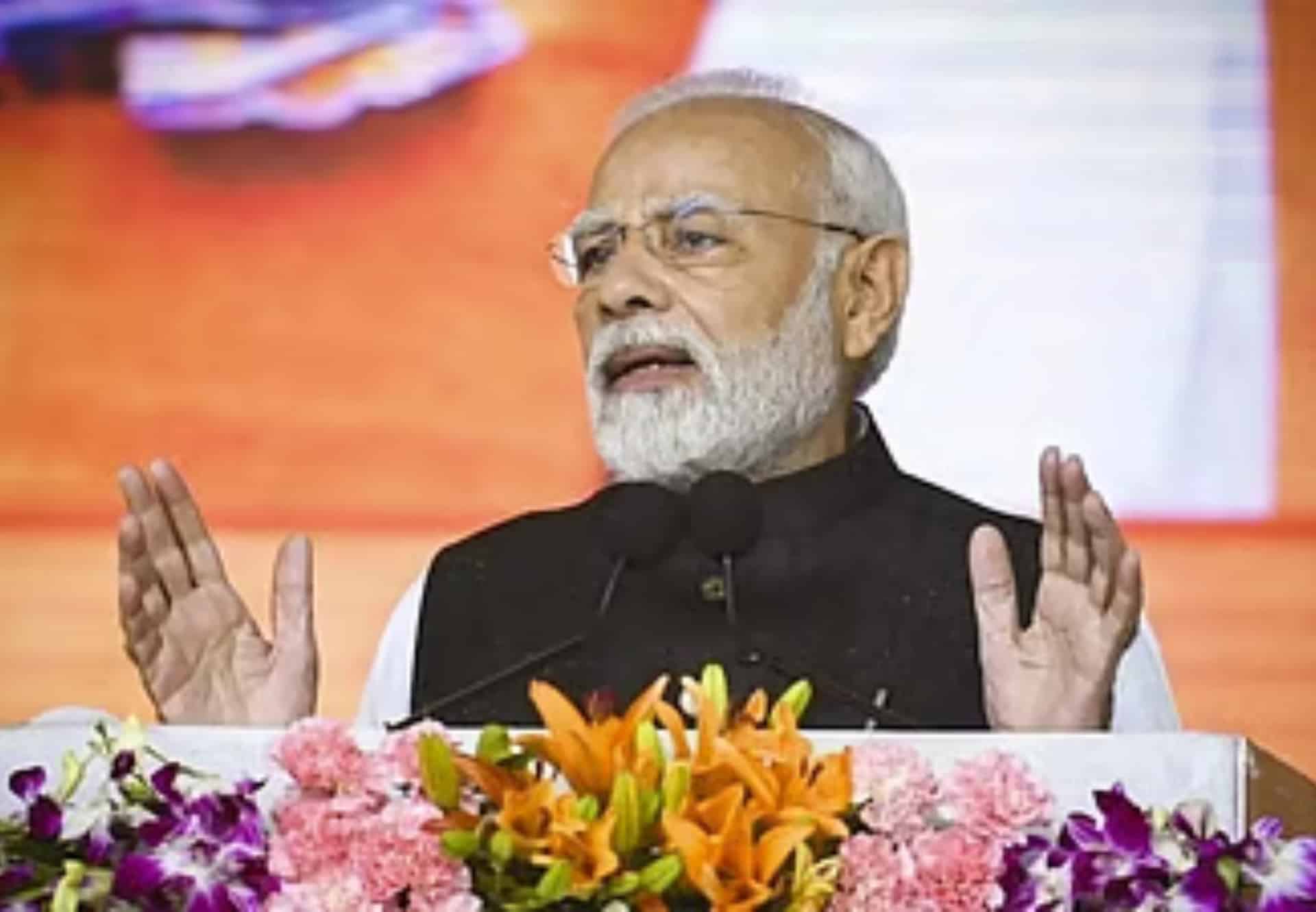 PM Modi Pays Tribute to Constitution Framers Calls for Renewed Commitment to National Duties