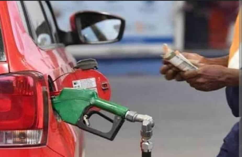 Central Government slashed oil prices by Rs 2 per litre