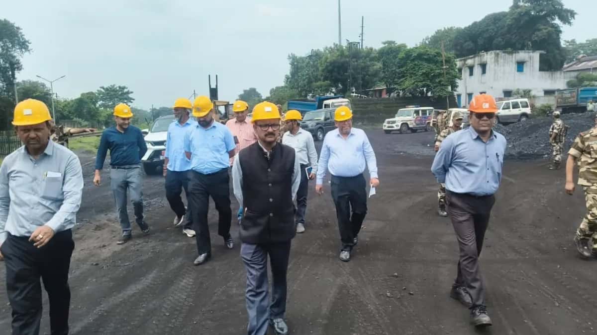 BCCL CMD Directs Higher Coal Dispatch from Key Sidings