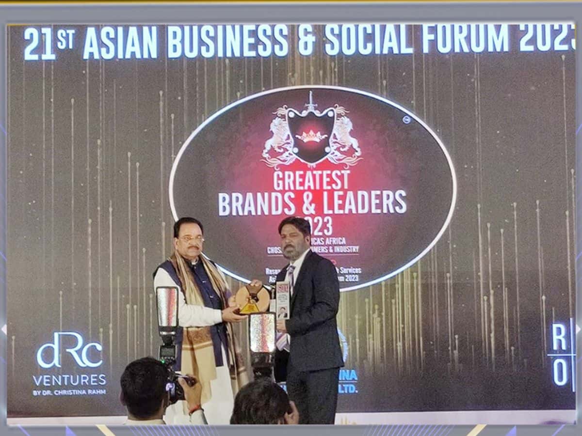 MOIL CMD recognized as Global Indian of the Year 2023
