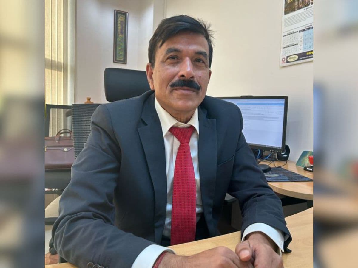 Akhilesh Kumar Dixit Appointed CEO of EESL