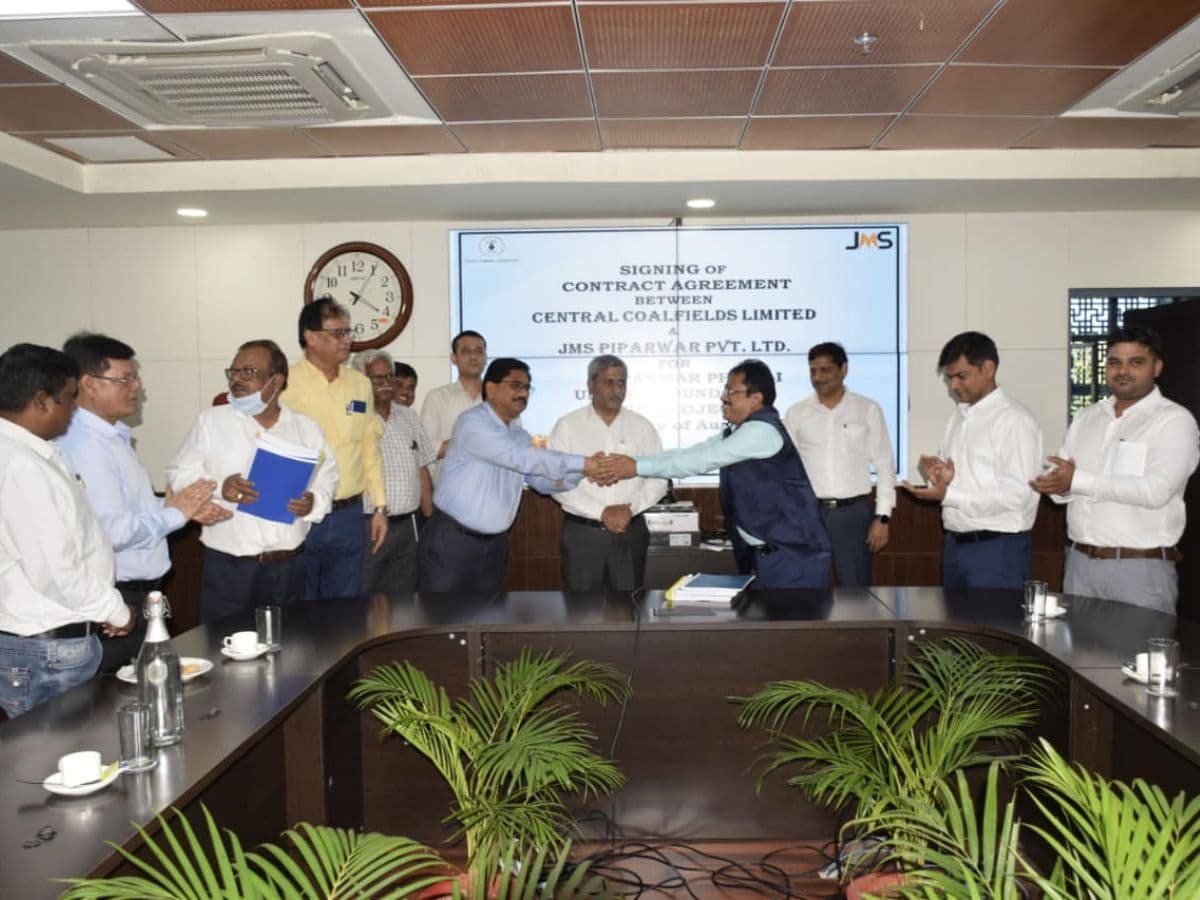 CCL signs MoU worth Rs 1900 cr for Piparwar underground mine
