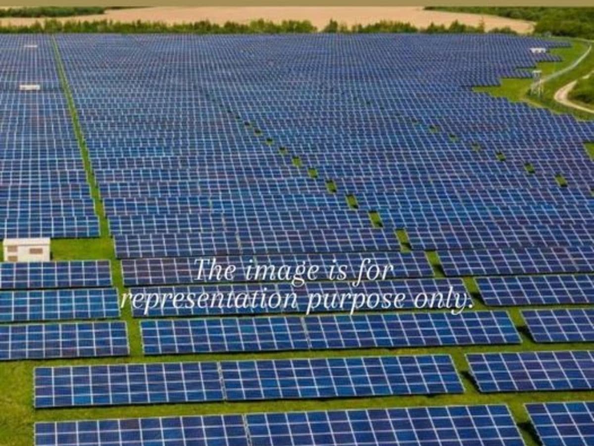 CMPDI inviting bids for Solar Power Plants; Know Details