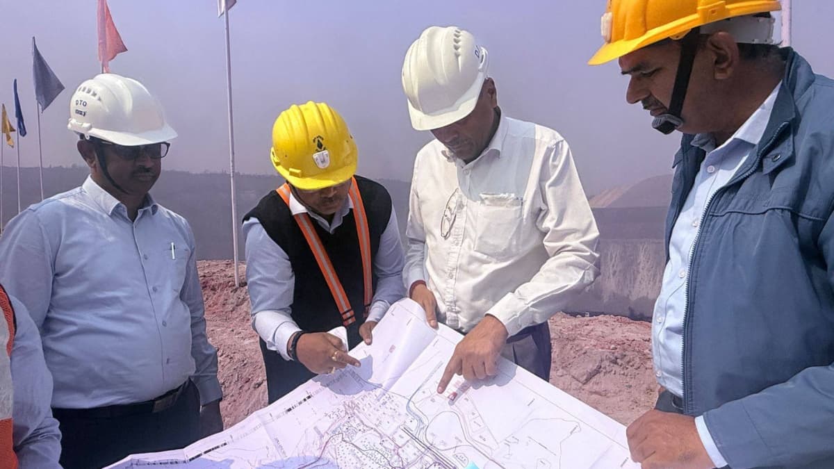 Coal India Director Reviews Mining Operations at Gevra Megaproject