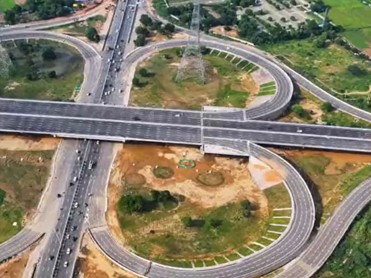 Dwarka Expressway Tolls Begin; NHAI Offers Discounted Passes for Local Commuters