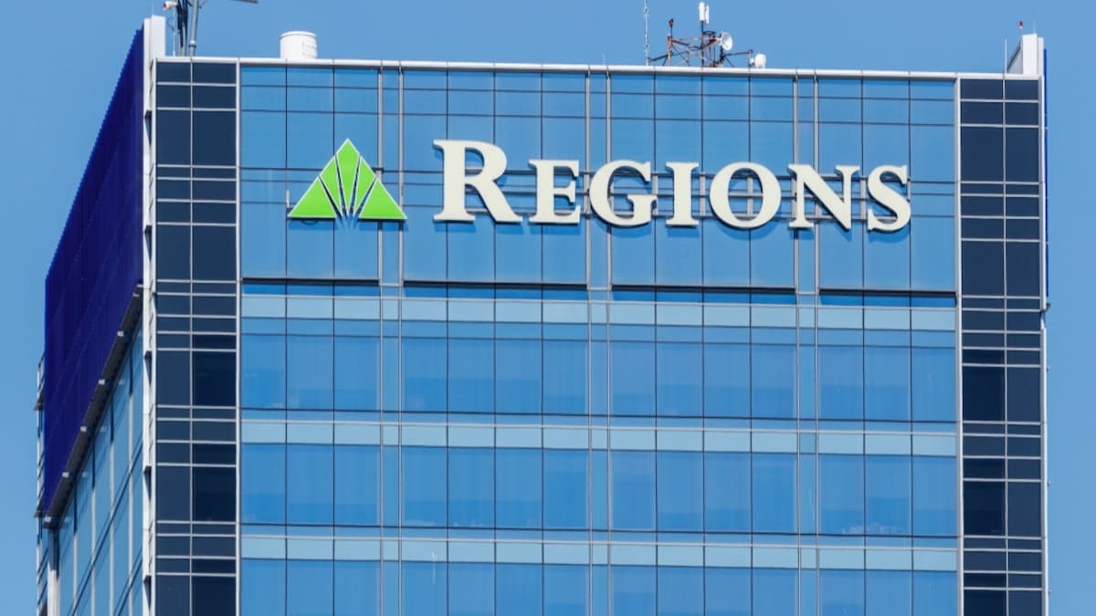 Federal Reserve Bans Ex-Regions Bank Employee for $27K Misuse