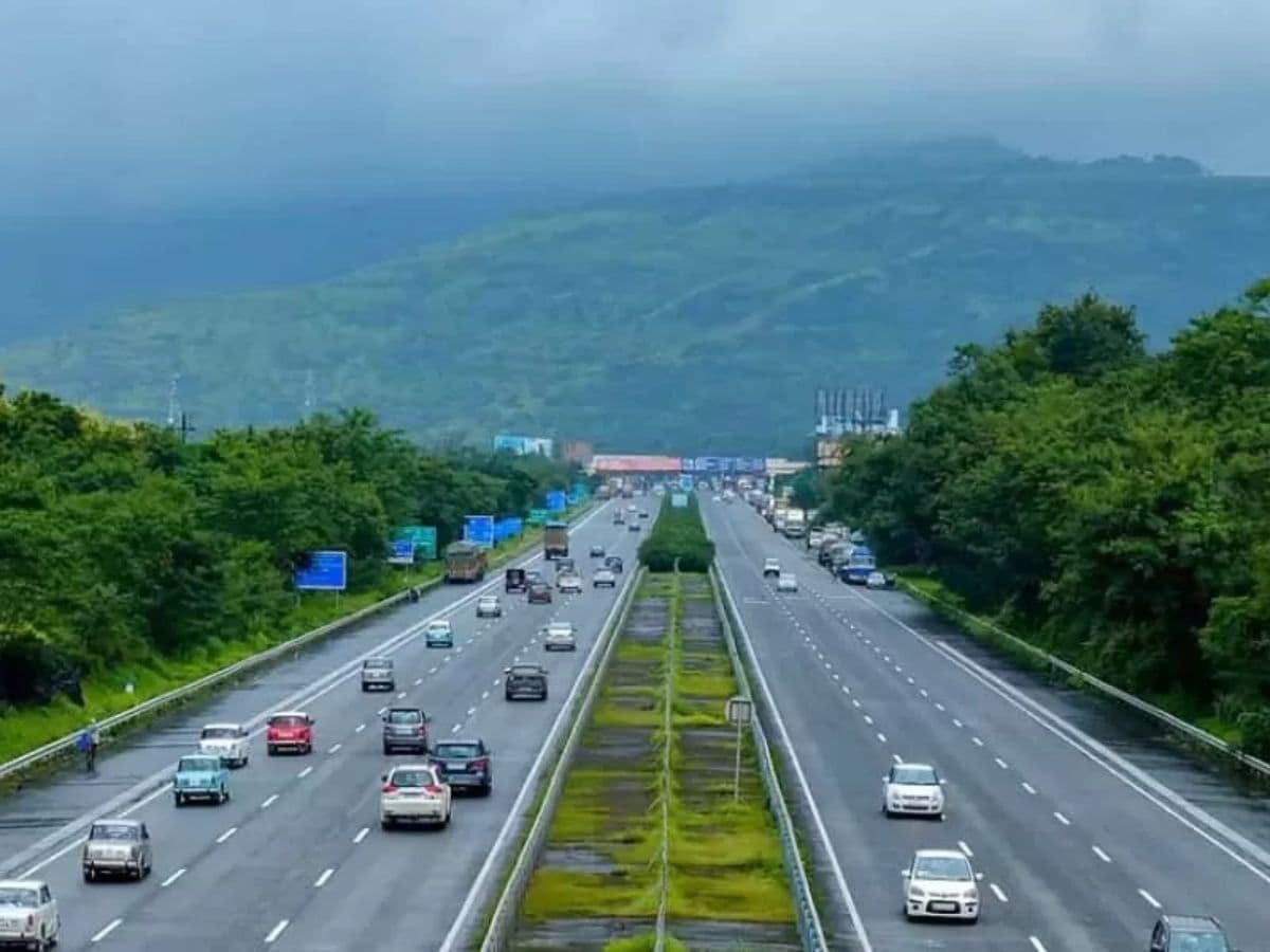 Gurugram gets 4 flyovers and nine foot overbridges