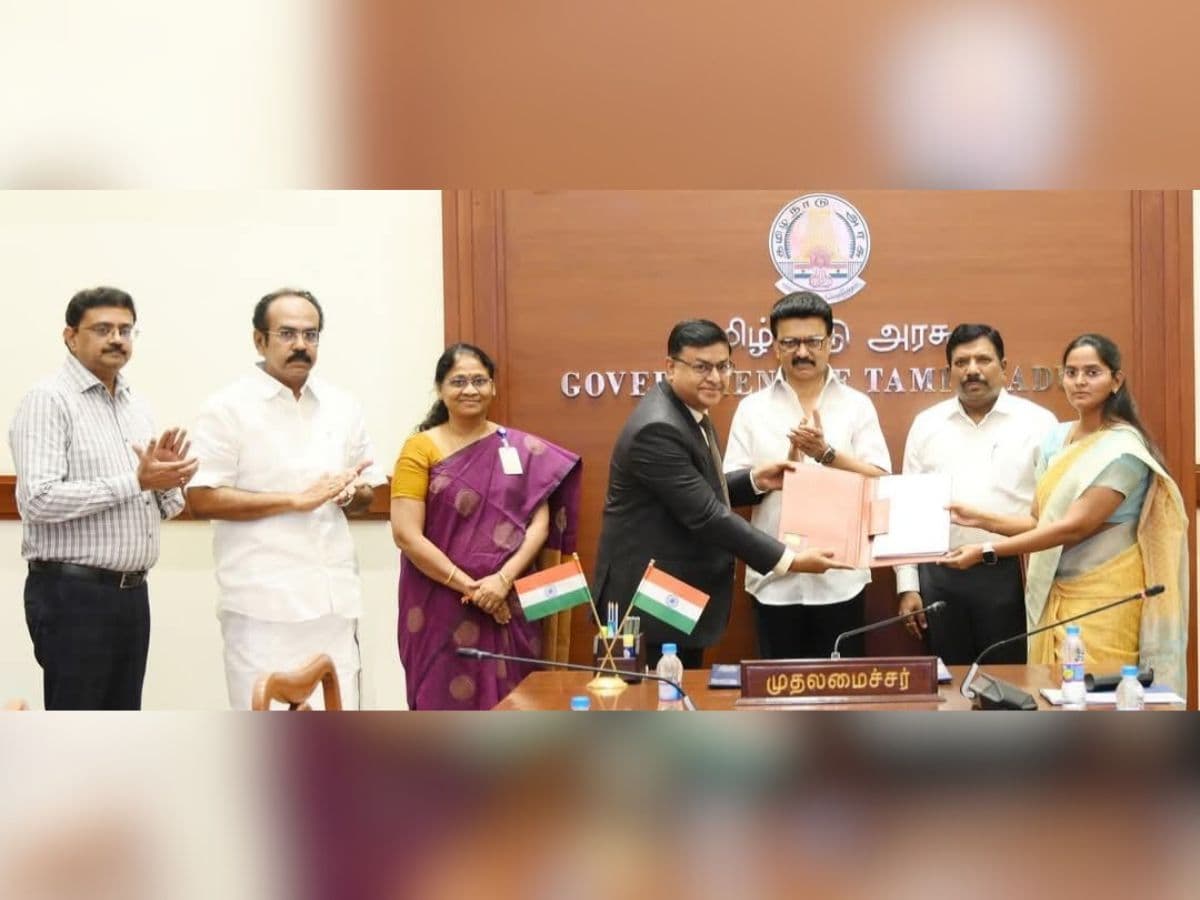 IOB and Tamil Nadu Govt sign MoU for salary packages for State Govt Employees