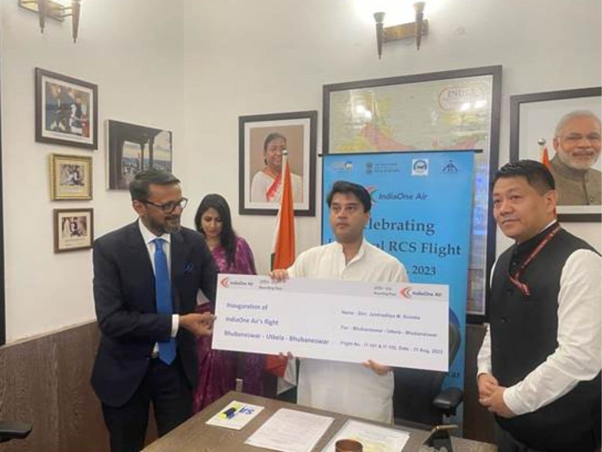 Minister Scindia inaugurates Utkela Airport