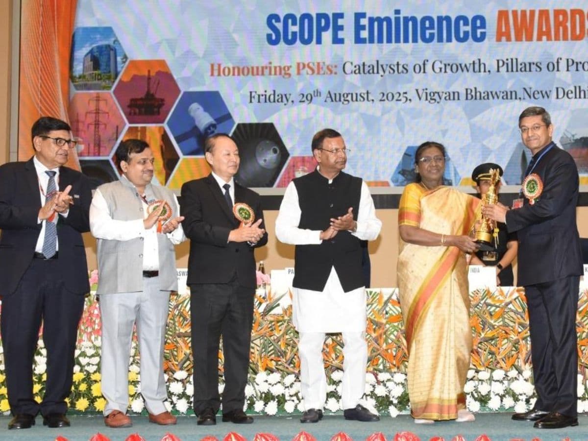 NTPC CMD received Individual Award from President of India