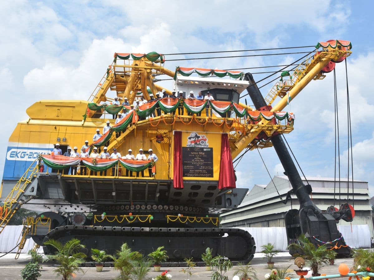 New Giant Excavator Inducted into NCL’s Mega Machine Fleet