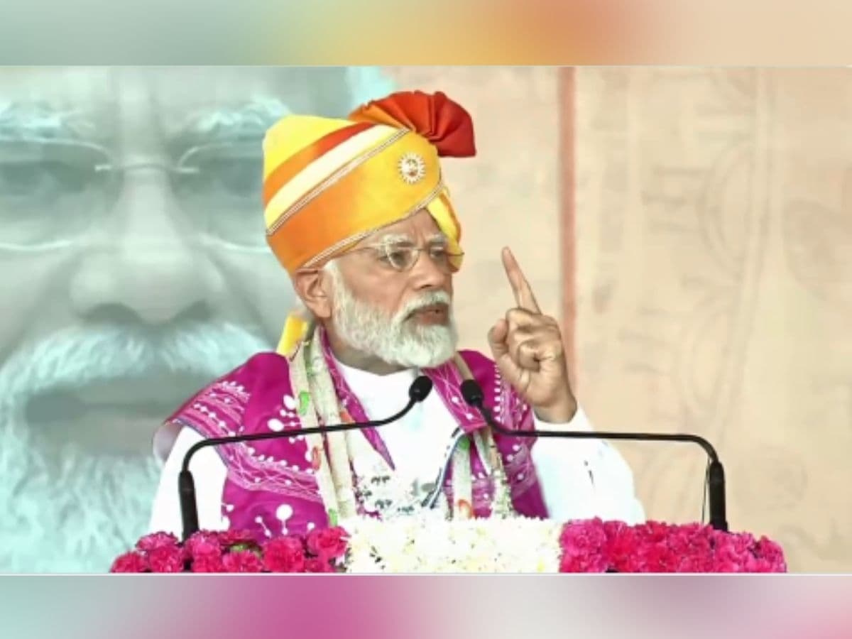 PM appeals spiritual leaders to help popularise Vocal for Local for AatmNirbhar Bharat