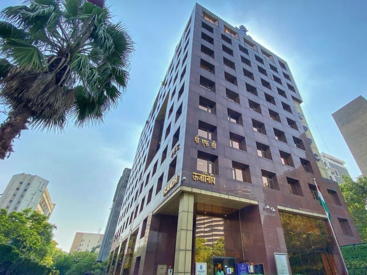 PFC Q1 FY24: records 43% surge in Standalone PAT