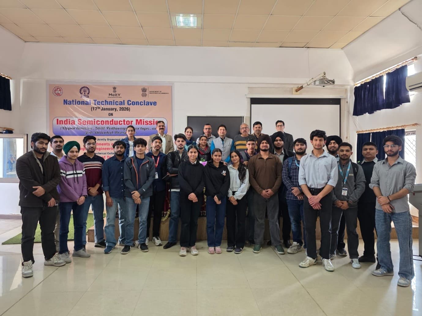 IIM Jammu Holds Entrepreneurship Awareness Programmes at GCET Jammu and GDC Hiranagar
