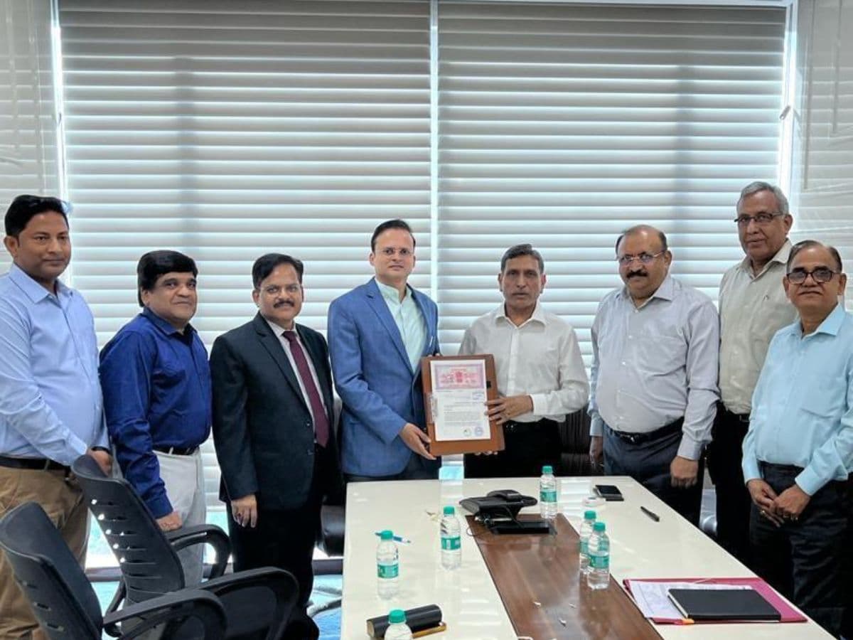 RECPDCL and MAHAPREIT signed MOU