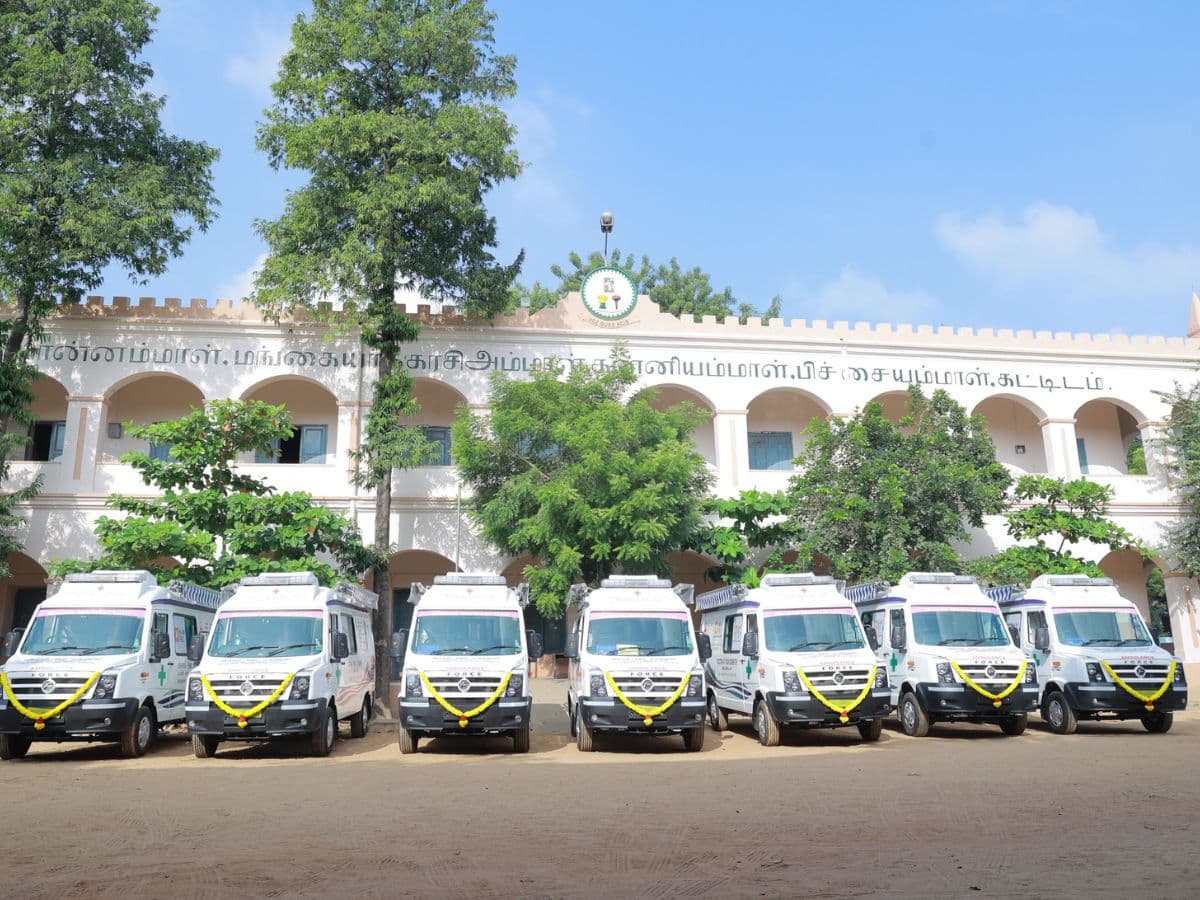 REC Limited Commits Rs. 8.41 Crore to Indian Red Cross Society for 7 Mobile Medical Units