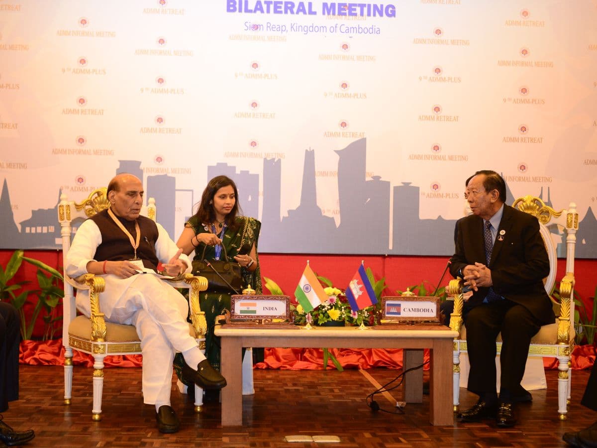 Rajnath Singh met Deputy PM & Minister of National Defence of Cambodia