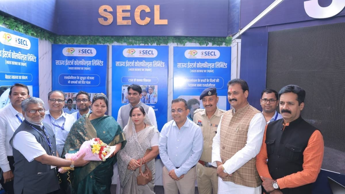 प्रगतिशील छत्तीसगढ़ कार्यक्रम में एसईसीएल स्टॉल को मिली सराहना