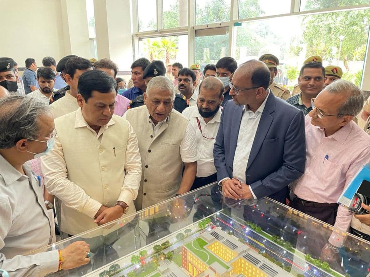 Minister Sarbananda Sonowal & Gen. (Dr.) V. K. Singh (Retd.) visited NIUM, Ghaziabad executed by WAPCOS