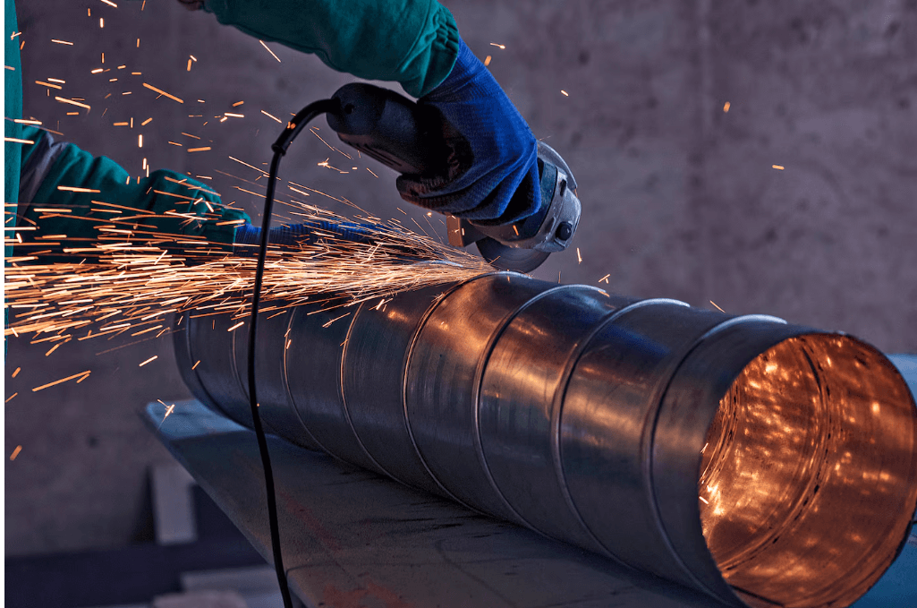 Featuring MOIL’s corporate social responsibility initiatives in healthcare, education, and infrastructure.