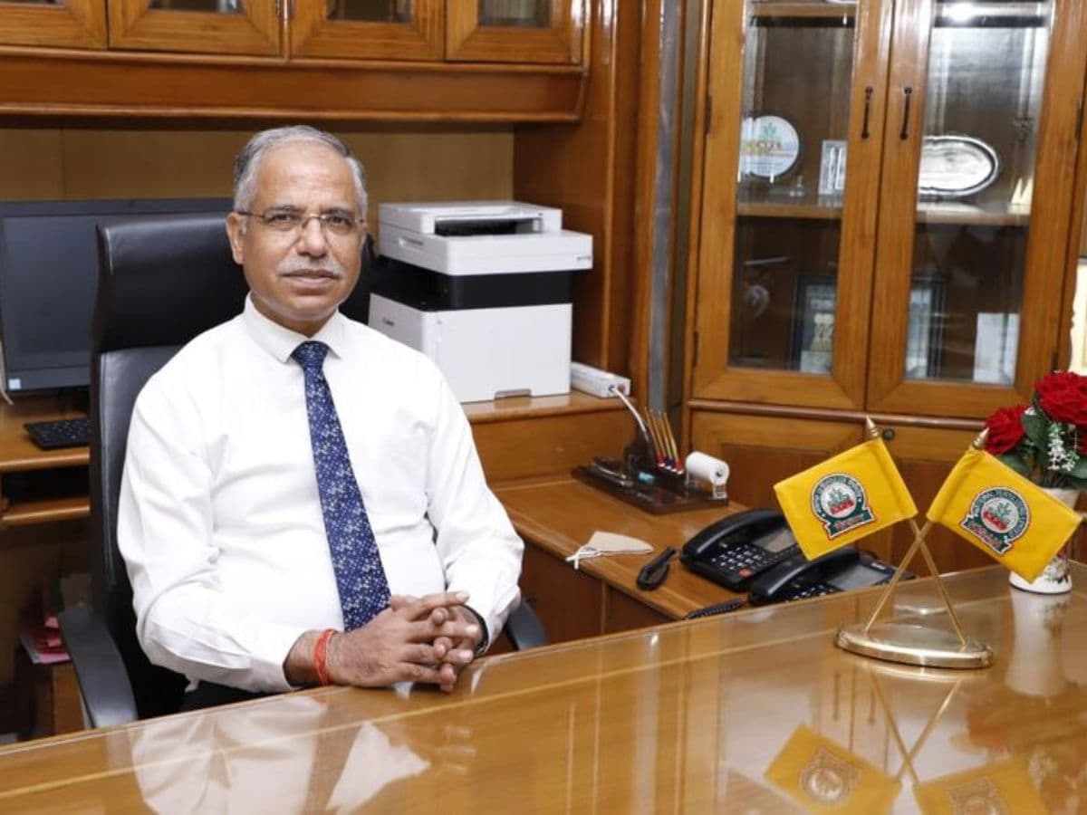 Shri Hira Nand takes over as Director (Finance), NFL