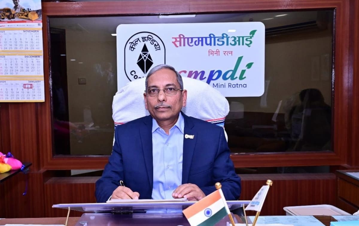 Shri Shivraj Singh Takes Charge as CMD of CMPDI - PSU Connect News