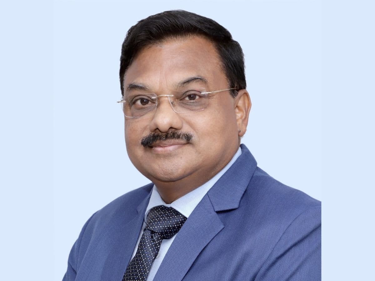 Shri Sadashiv Samantaray assumes the office of Director (Commercial) of NALCO