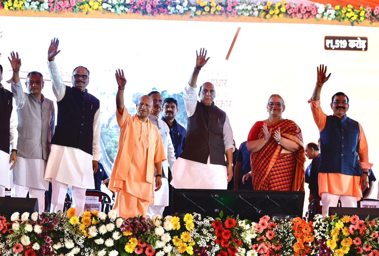 लखनऊ में ग्रीन कॉरिडोर परियोजना के नए चरणों का लोकार्पण एवं शिलान्यास