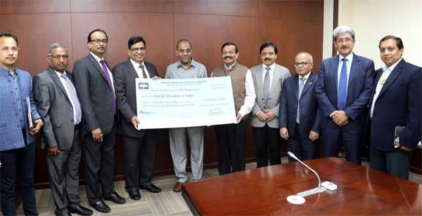 BHEL pays Rs 194 point 8 Crore as Interim Dividend for fiscal 2016 17