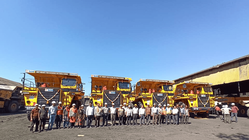 CIL commissions four new dumpers in Umrer OCP