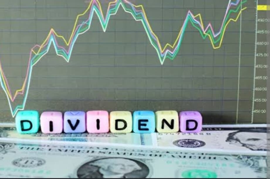 Government receives Rs 3700 crore dividend from GAIL, HUDCO and two others PSU firms