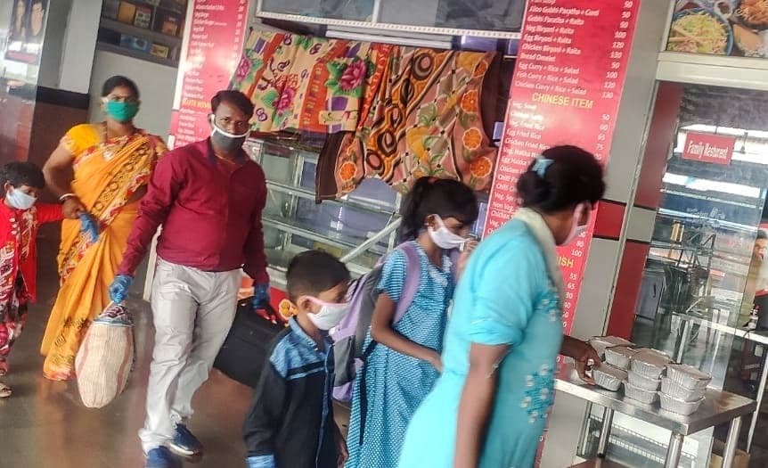 Hindustan Copper Limited Welcomed Shramik Special Train