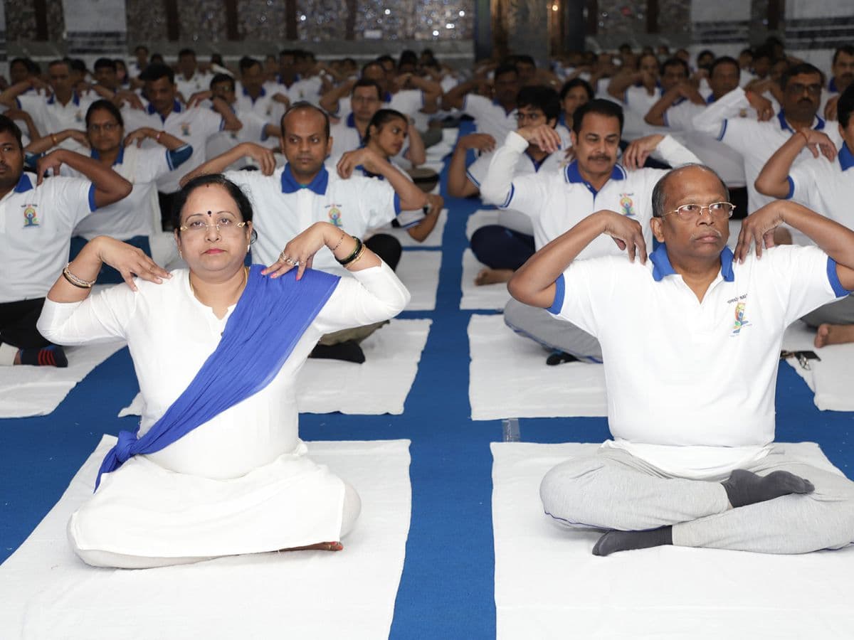 NALCO joins Nation in celebrating International Day of Yoga