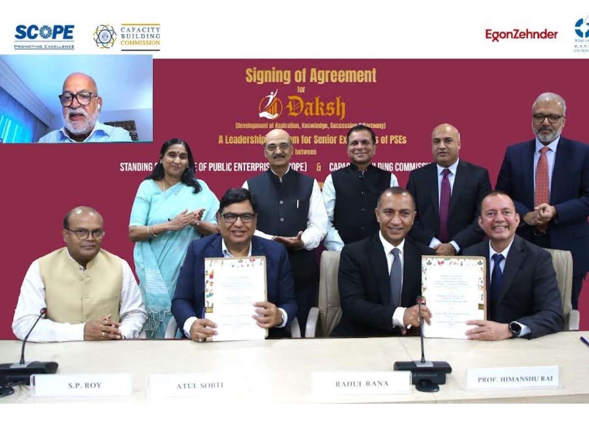 SCOPE and Capacity Building Commission sign agreement for DAKSH Leadership Program with IIM Indore and Egon Zehnder