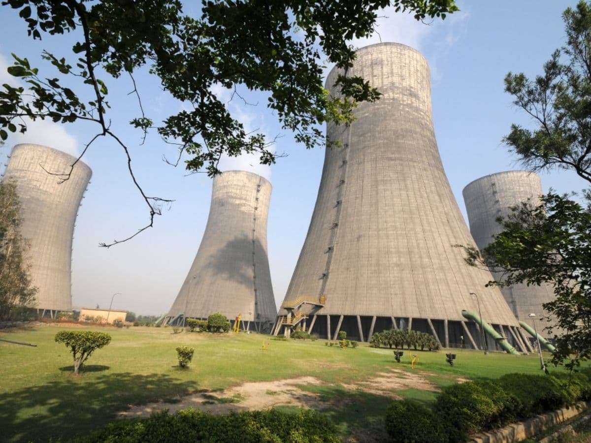 DGM, NTPC Dadri commits suicide under work pressure