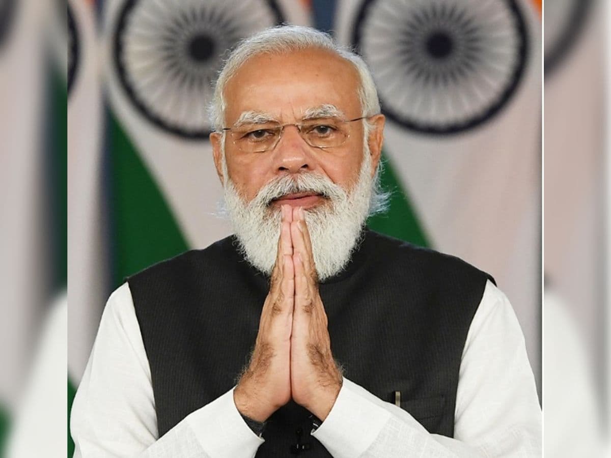 PM Modi pays tributes to Swami Vivekananda on his Jayanti