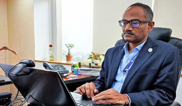 Shri S. R. Narasimhan takes additional charge as CMD, POSOCO