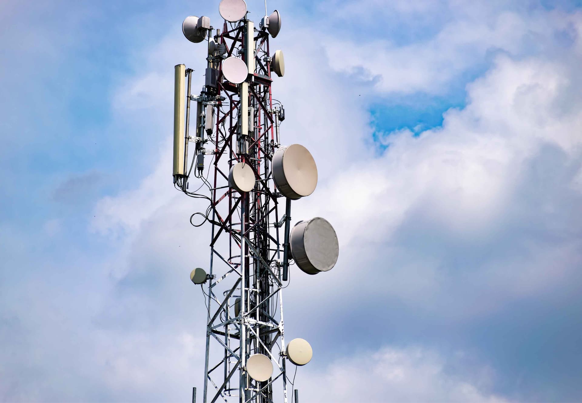 Indian Government received 2725 crore investments under PLI scheme