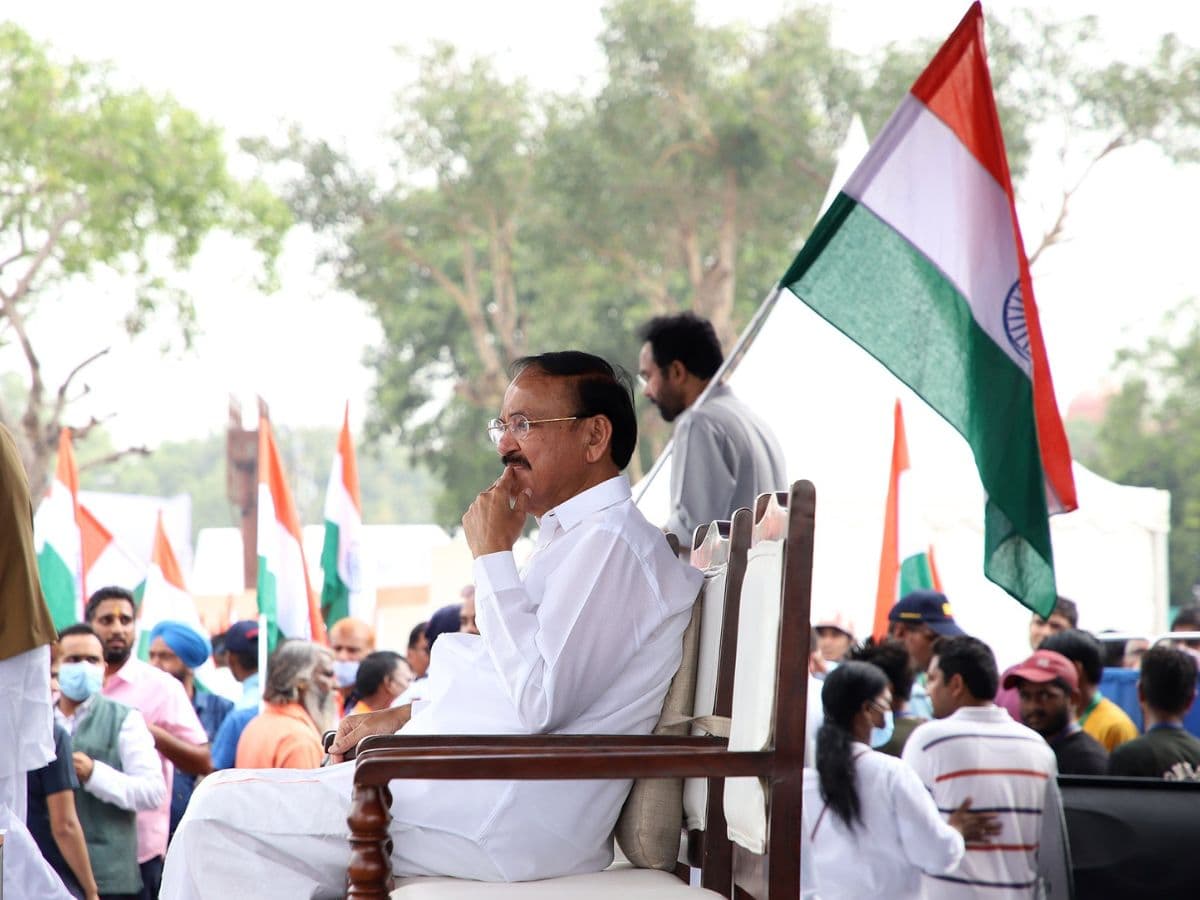 ‘Har Ghar Tiranga’, VP Venkaiah Naidu Flags off Bike Rally from Red Fort
