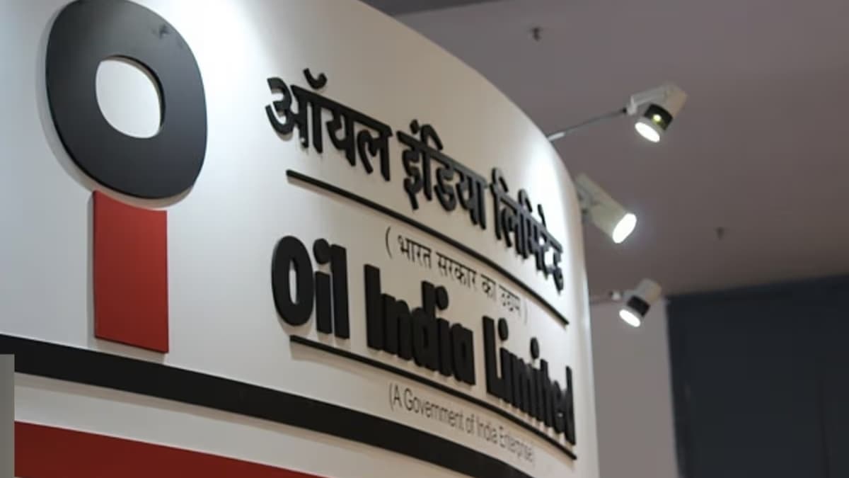 ₹7 Dividend Declared: Is This PSU Giant the Secret Winner of Q3 Despite a Profit Dip?