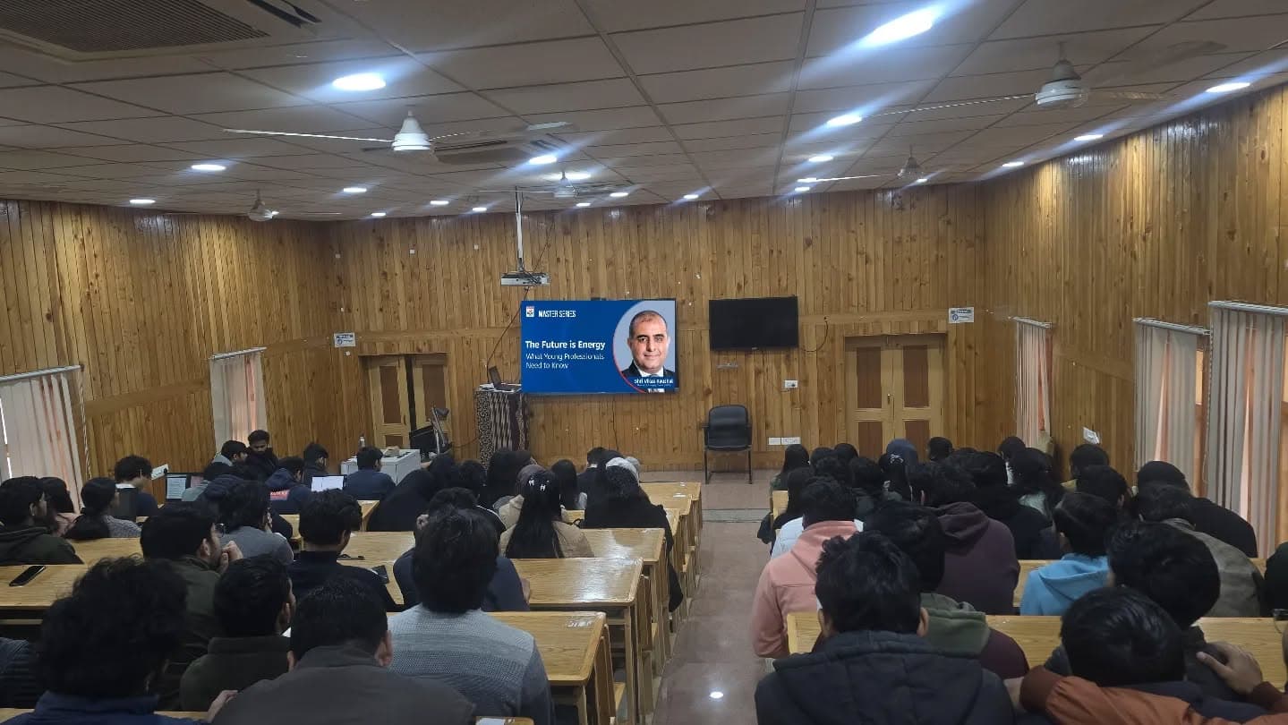 HPCL Begins Masterclass Series; Vikas Kaushal Inspires 2,500 Students