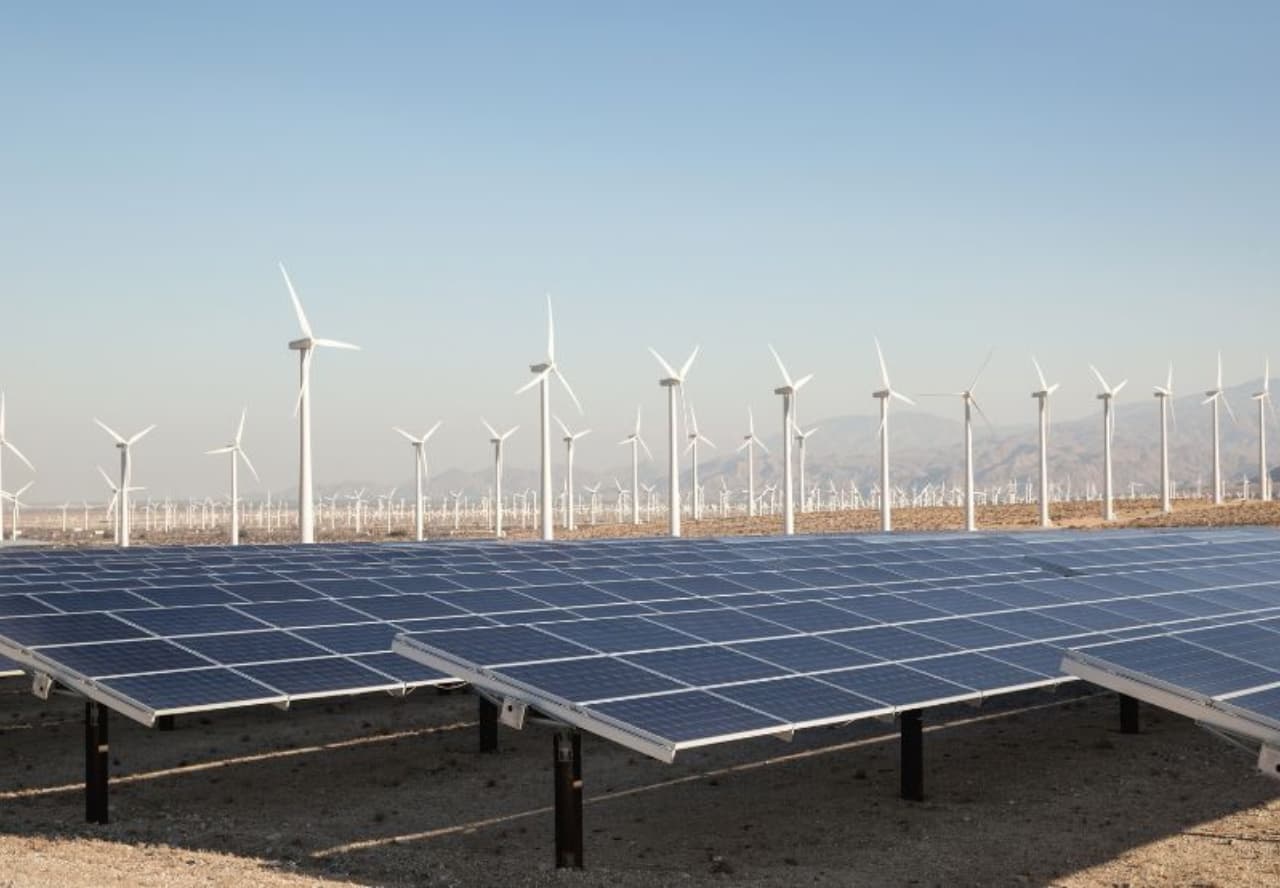 ACME Solar Rises on 25-Year PPA with SECI for 200 MW Solar-Storage Project